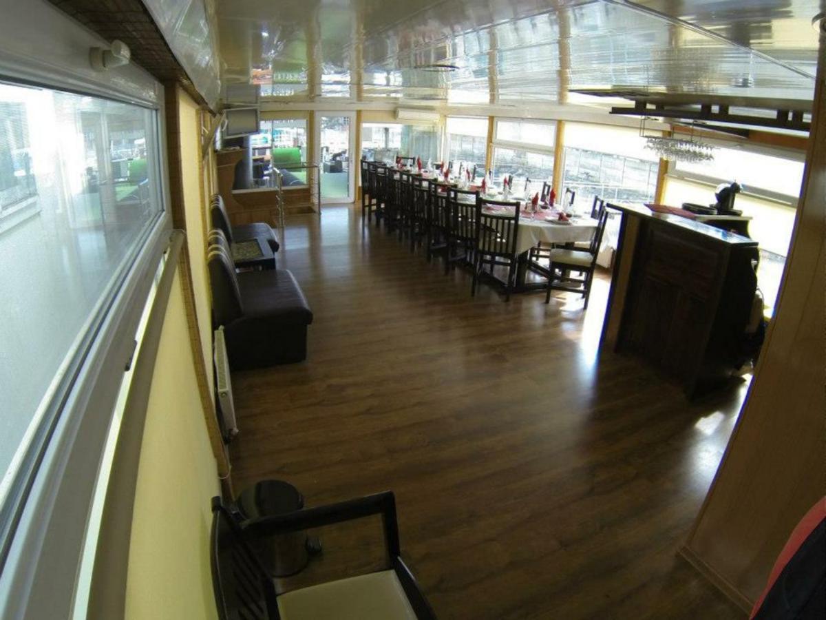 Hotel Restaurant Plutitor Delta Ways Nufaru Exterior photo